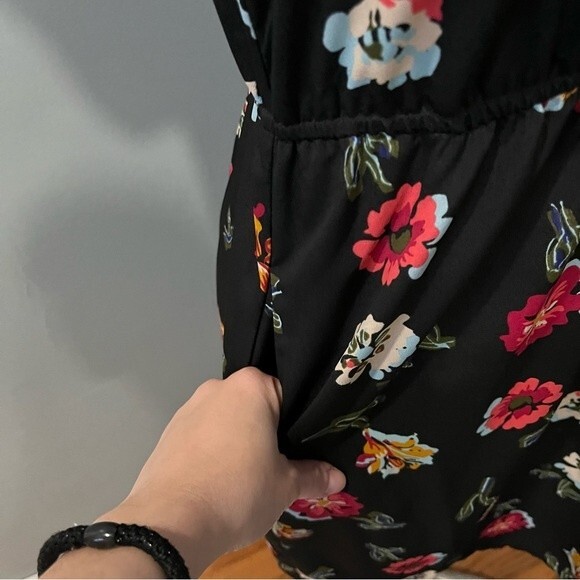 Tucker for Target Black & Pink Floral Print Short Sleeve Dress Size Medium - Picture 8 of 11